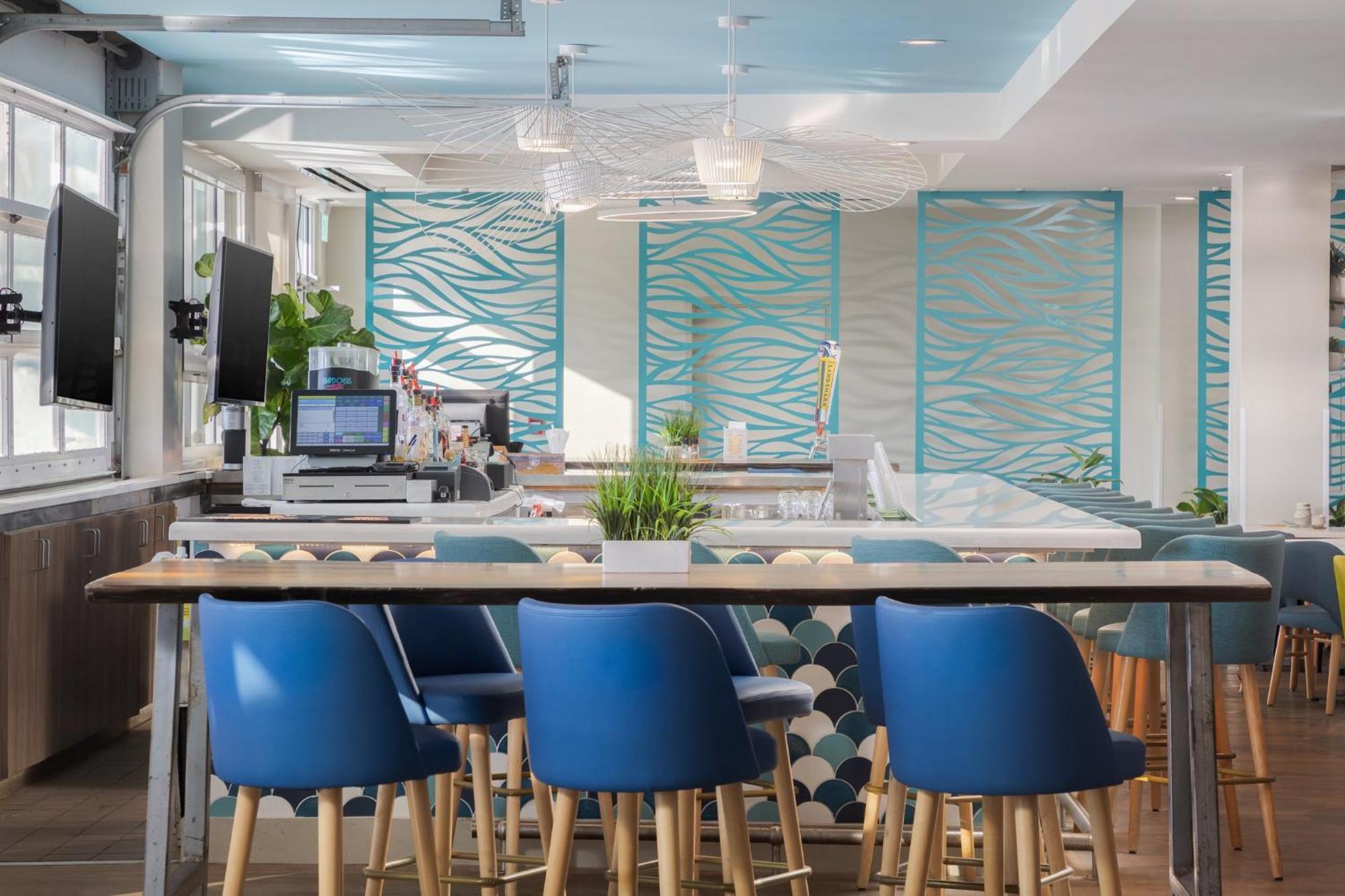 Holiday Inn Resort Oceanfront At Surfside Beach By Ihg Exteriör bild