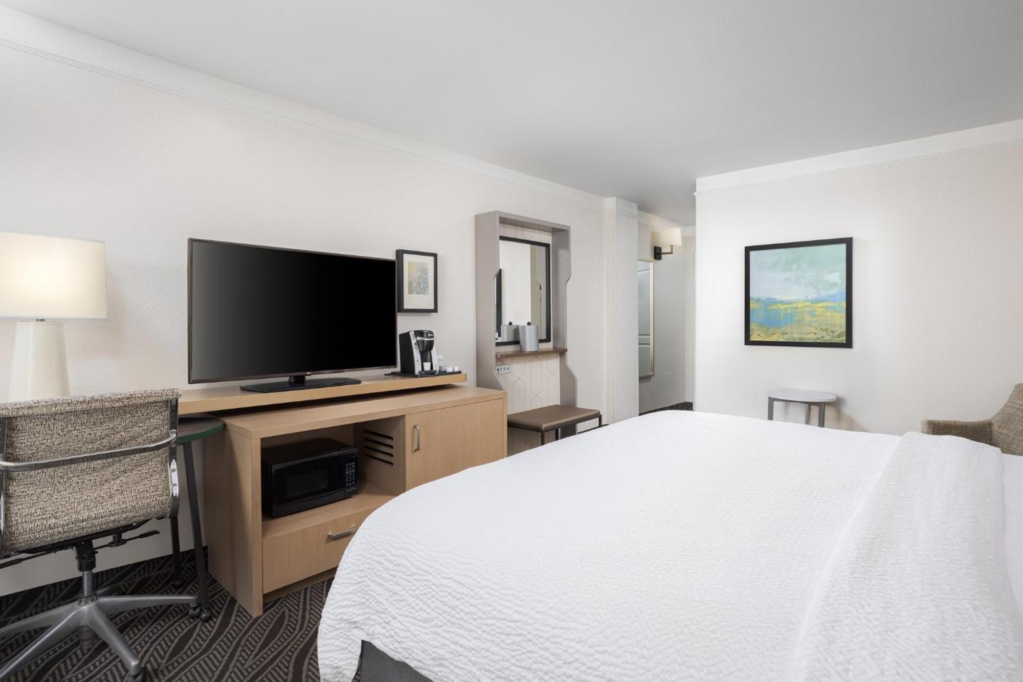 Holiday Inn Resort Oceanfront At Surfside Beach By Ihg Exteriör bild