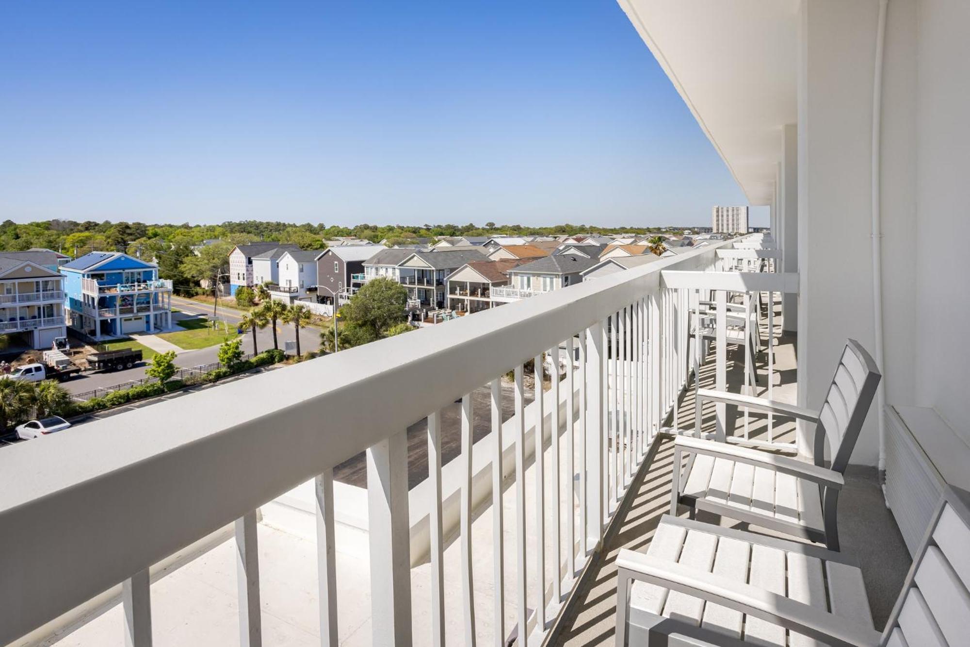Holiday Inn Resort Oceanfront At Surfside Beach By Ihg Exteriör bild