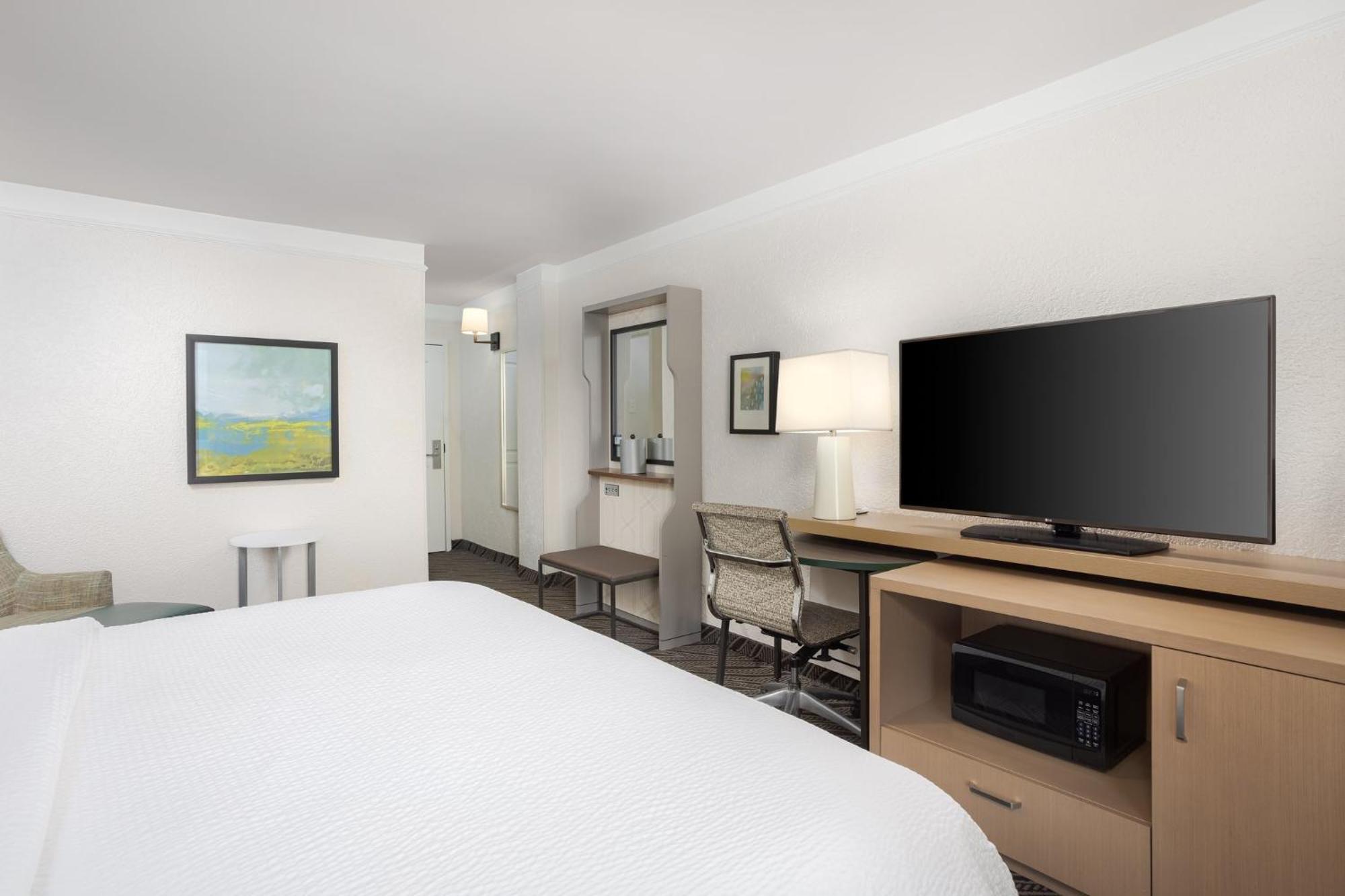 Holiday Inn Resort Oceanfront At Surfside Beach By Ihg Exteriör bild